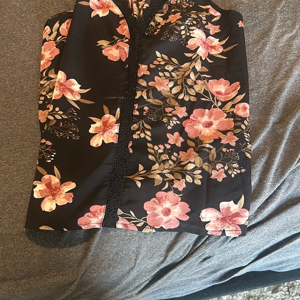 Floral Black Sleeveless Top